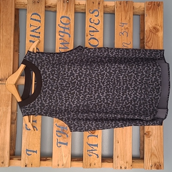 NWT Athleta Zephyr Tank - Picture 2 of 8